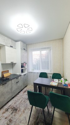 Продам трехкомнатную (3-комн.) квартиру, Катукова ул, 30, Липецк г