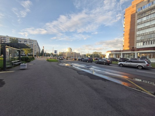 Продам комнату в 8-комн. квартире, Авангардная ул, 31а, Санкт-Петербург г