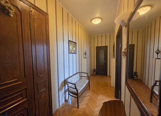 Продам двухкомнатную (2-комн.) квартиру, Ленсовета ул, 20, Санкт-Петербург г