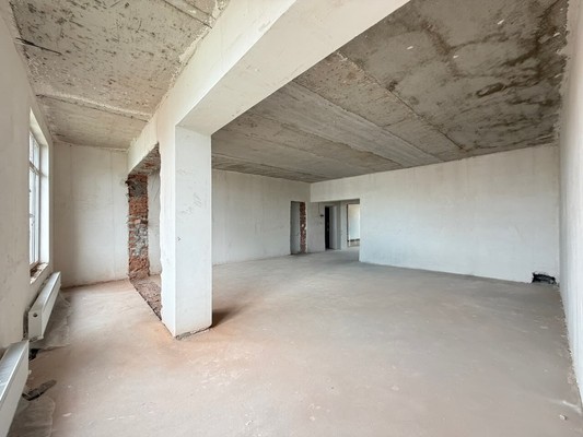 Продам трехкомнатную (3-комн.) квартиру, Тлостанова ул, 28кб, Нальчик г