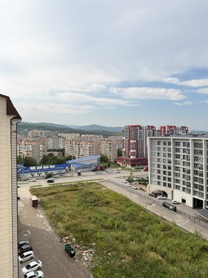 Продам трехкомнатную (3-комн.) квартиру, Тлостанова ул, 28кб, Нальчик г