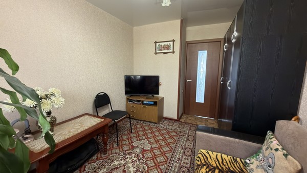 Продам трехкомнатную (3-комн.) квартиру, Богдана Хмельницкого ул, 13, Пермь г