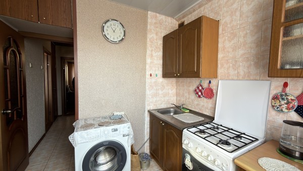 Продам трехкомнатную (3-комн.) квартиру, Богдана Хмельницкого ул, 13, Пермь г