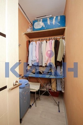 Продам двухкомнатную (2-комн.) квартиру, Московская ул, 3а, Красноярск г