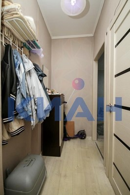 Продам двухкомнатную (2-комн.) квартиру, Московская ул, 3а, Красноярск г