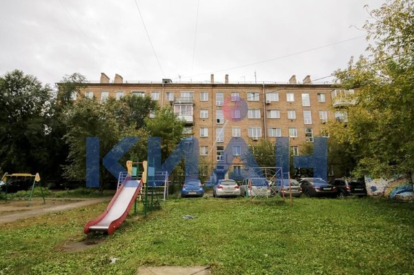 Продам двухкомнатную (2-комн.) квартиру, Московская ул, 3а, Красноярск г