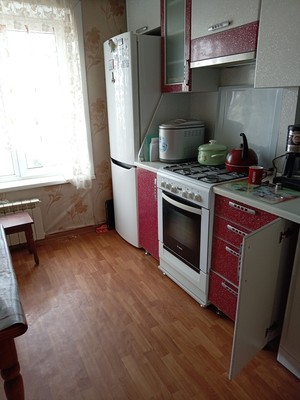 Продам трехкомнатную (3-комн.) квартиру, М.Горького ул, 182, Волгодонск г
