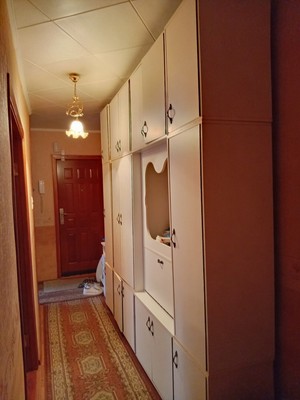 Продам трехкомнатную (3-комн.) квартиру, М.Горького ул, 182, Волгодонск г