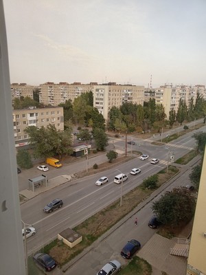 Продам трехкомнатную (3-комн.) квартиру, М.Горького ул, 182, Волгодонск г