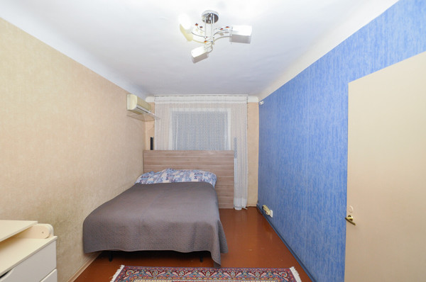 Продам многокомнатную квартиру, Ватутина ул, 33, Новосибирск г