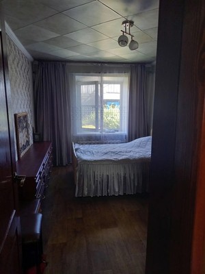 Продам трехкомнатную (3-комн.) квартиру, Школьная ул, 19, Русско-Семеновский п
