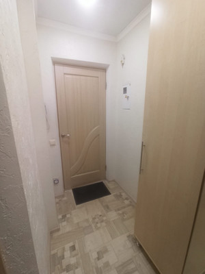 Продам двухкомнатную (2-комн.) квартиру, Поповкина ул, 16, Симферополь г