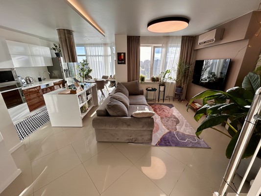 Продам многокомнатную квартиру, Шишкова ул, 72/3, Воронеж г