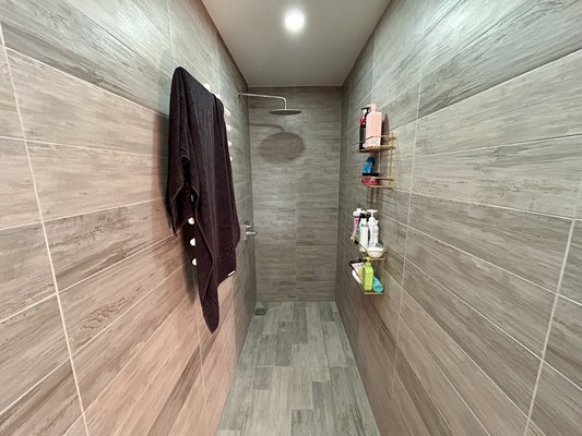 Продам многокомнатную квартиру, Шишкова ул, 72/3, Воронеж г