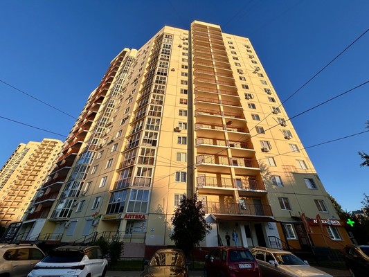 Продам многокомнатную квартиру, Шишкова ул, 72/3, Воронеж г