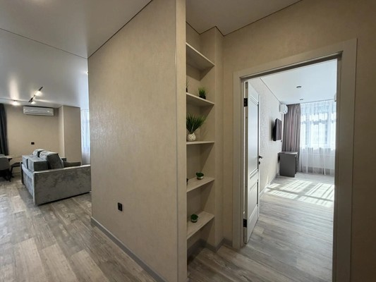 Продам трехкомнатную (3-комн.) квартиру, Привокзальная ул, 3, Ростов-на-Дону г