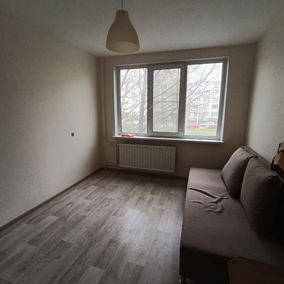 Продам комнату в 2-комн. квартире, Купчинская ул, 6/4к1, Санкт-Петербург г