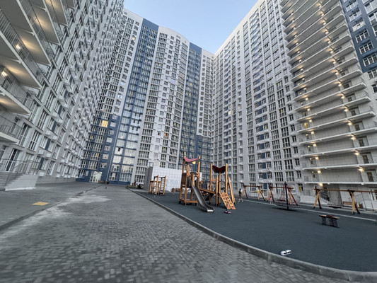 Продам двухкомнатную (2-комн.) квартиру, Привокзальная ул, 3, Ростов-на-Дону г
