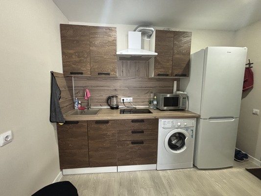 Продам однокомнатную (1-комн.) квартиру, Амирхана Еники ул, 3, Казань г