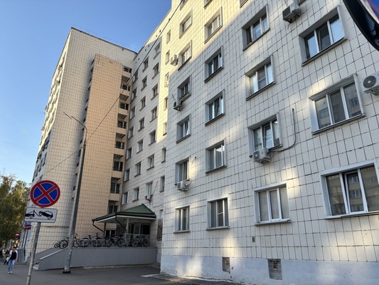 Продам однокомнатную (1-комн.) квартиру, Амирхана Еники ул, 3, Казань г