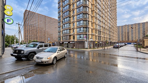 Продам двухкомнатную (2-комн.) квартиру, Тибетская ул, 1в, Ростов-на-Дону г