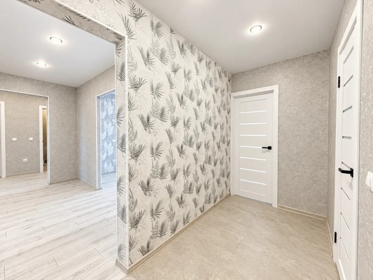 Продам трехкомнатную (3-комн.) квартиру, Молодежная ул, 11к1, Рязань г