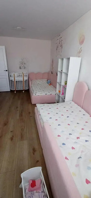 Продам трехкомнатную (3-комн.) квартиру, 75-летия Победы б-р, 5, Медведево пгт