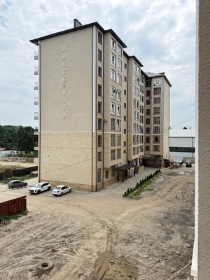 Продам двухкомнатную (2-комн.) квартиру, Ашурова ул, 1к10, Нальчик г