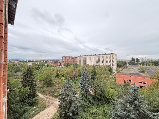 Продам двухкомнатную (2-комн.) квартиру, Ашурова ул, 1к10, Нальчик г