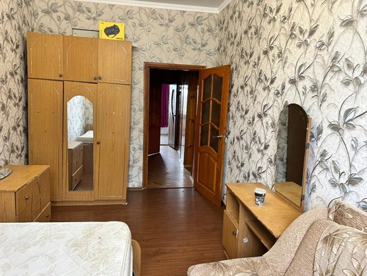 Продам двухкомнатную (2-комн.) квартиру, Мира ул, 2, Тихорецк г