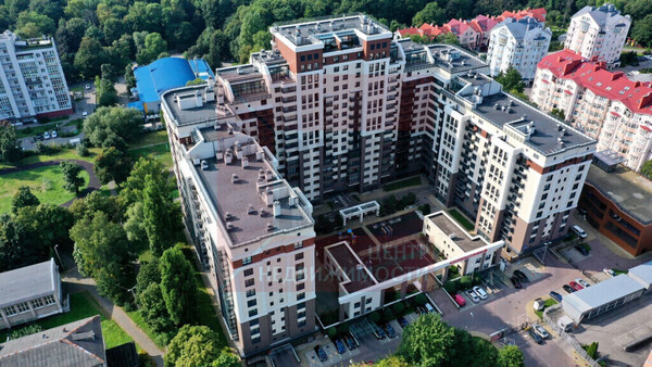 Продам трехкомнатную (3-комн.) квартиру, Сержанта Колоскова ул, 8, Калининград г