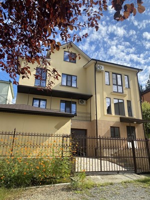 Продам коттедж, Вишневый (Отдых снт) пер, 53, Сочи г, 0 км от города