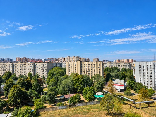 Продам двухкомнатную (2-комн.) квартиру, Гаражная ул, 107, Краснодар г