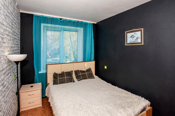 Продам двухкомнатную (2-комн.) квартиру, Милиционера Власова ул, 19, Пермь г