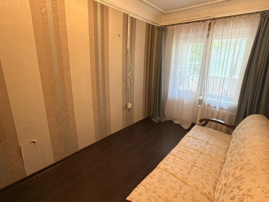 Продам двухкомнатную (2-комн.) квартиру, Добровольского ул, 5/1, Ростов-на-Дону г