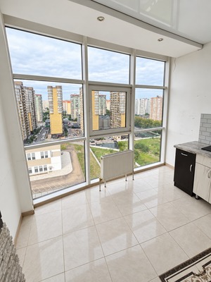 Продам трехкомнатную (3-комн.) квартиру, Героев-Разведчиков ул, 12Ак1, Краснодар г