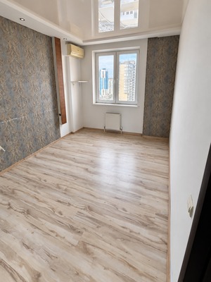 Продам трехкомнатную (3-комн.) квартиру, Героев-Разведчиков ул, 12Ак1, Краснодар г
