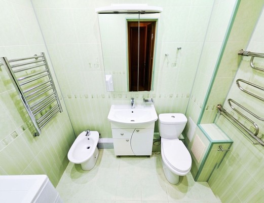 Продам трехкомнатную (3-комн.) квартиру, Пионерская ул, 25, Ханты-Мансийск г