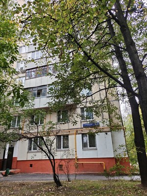 Продам однокомнатную (1-комн.) квартиру, Парковая 3-я ул, 25, Москва г