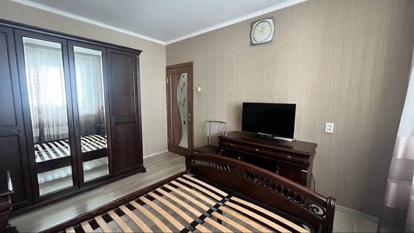 Продам многокомнатную квартиру, Балаклавская ул, 63, Симферополь г