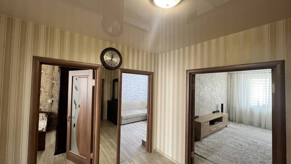Продам многокомнатную квартиру, Балаклавская ул, 63, Симферополь г