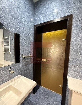 Продам трехкомнатную (3-комн.) квартиру, Корабельная ул, 1, Калининград г