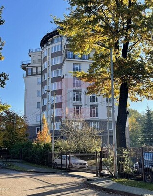Продам трехкомнатную (3-комн.) квартиру, Корабельная ул, 1, Калининград г
