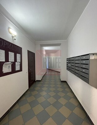 Продам трехкомнатную (3-комн.) квартиру, Корабельная ул, 1, Калининград г