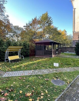 Продам трехкомнатную (3-комн.) квартиру, Корабельная ул, 1, Калининград г