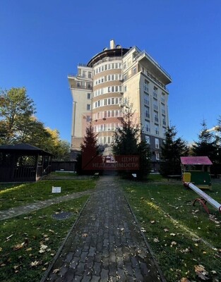 Продам трехкомнатную (3-комн.) квартиру, Корабельная ул, 1, Калининград г