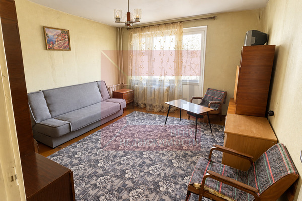 Продам однокомнатную (1-комн.) квартиру, Парковая аллея ул, 54, Калининград г