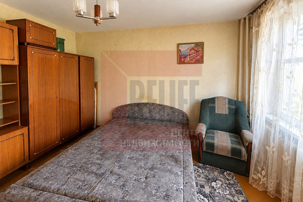 Продам однокомнатную (1-комн.) квартиру, Парковая аллея ул, 54, Калининград г