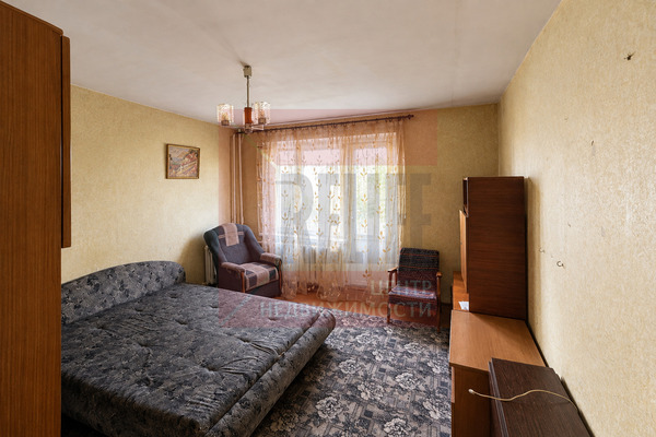 Продам однокомнатную (1-комн.) квартиру, Парковая аллея ул, 54, Калининград г