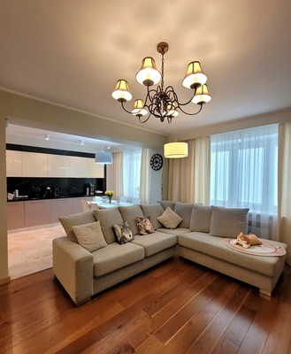 Продам трехкомнатную (3-комн.) квартиру, Комарова б-р, 16/5, Ростов-на-Дону г